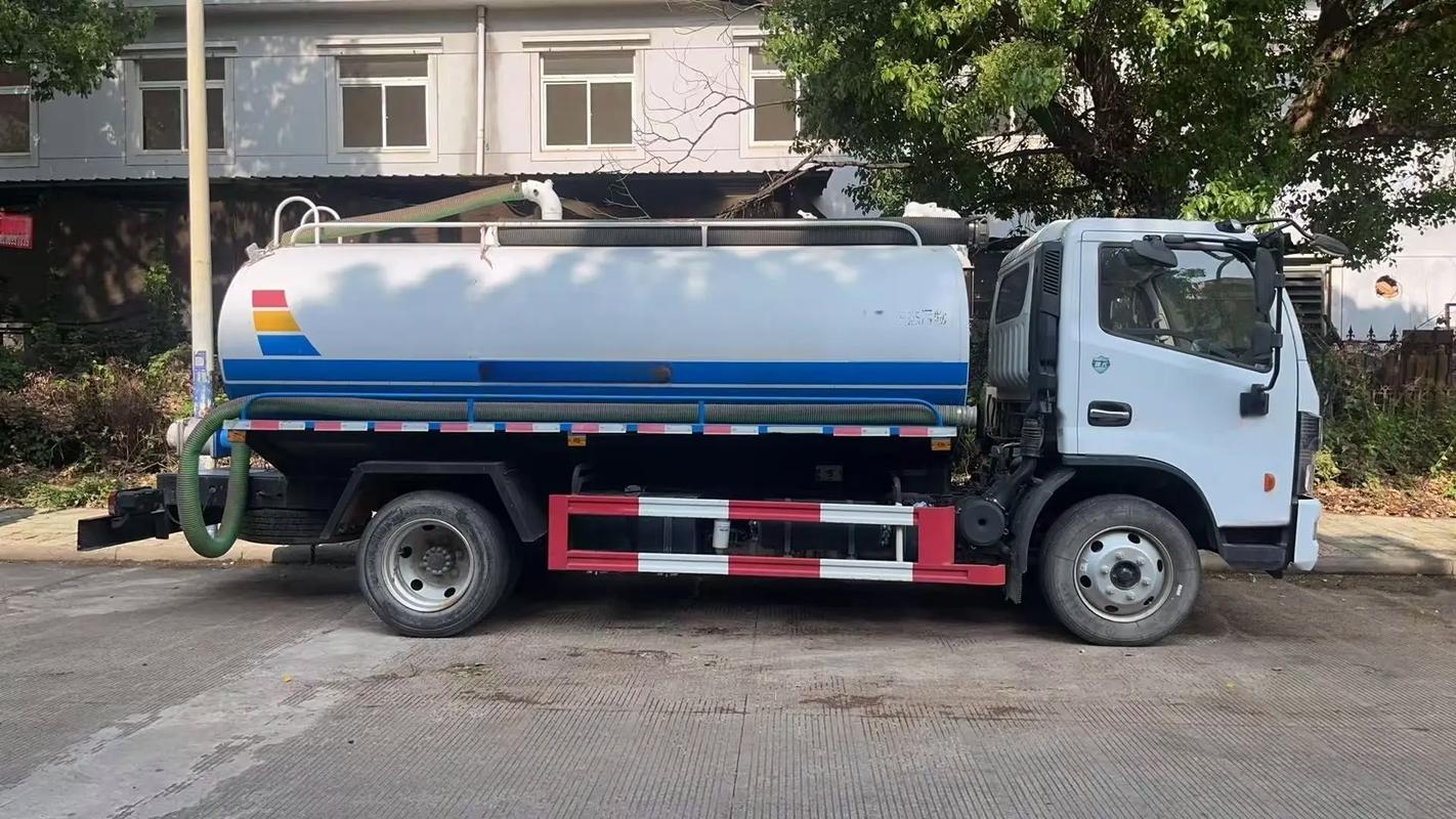 9成新8方二手吸糞車/吸污車轉讓 精品車況，機會難得